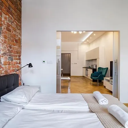 Florianska Glamour Apartman *